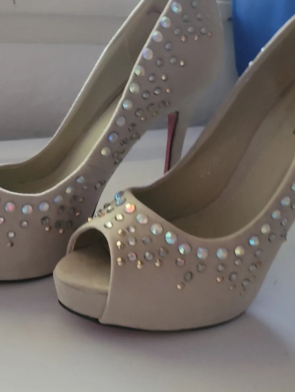 Nude Peep-Toe  Suede AB Crystal Embellished Pumps Size 8.5 EU39